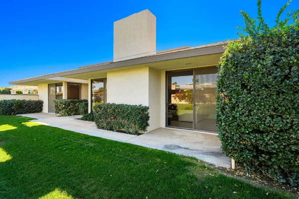 $899,000 | 43 Cornell Drive, Rancho Mirage, CA 92270