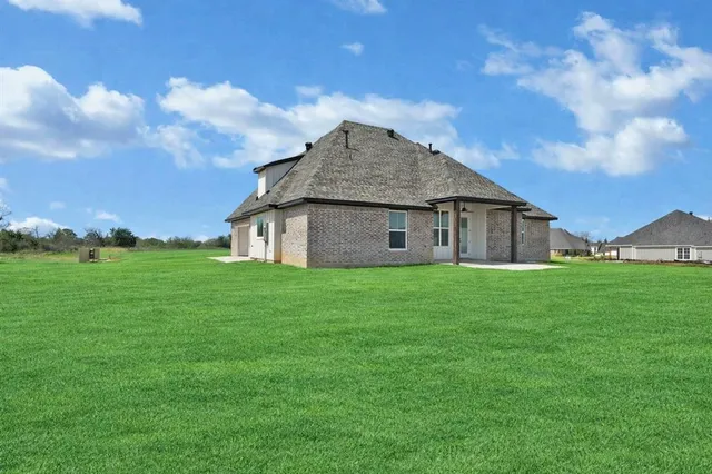 $420,000 | 179 Oak Aly Road, Stonewall, LA 71078