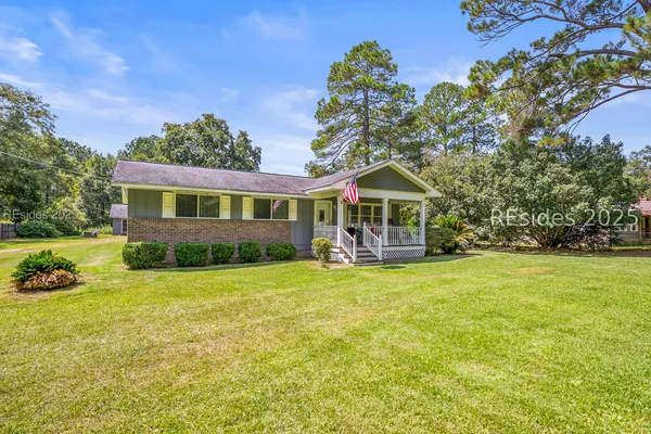 $331,900 | 70 State Rd S-27-289, Ridgeland, SC 29936