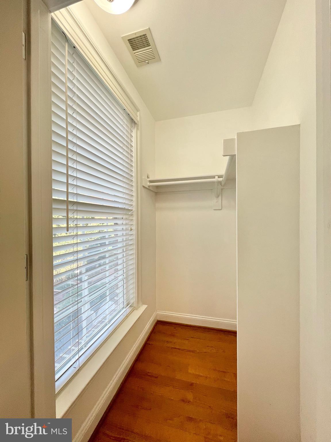 1507 Portner Road Alexandria, VA 22314 - Photo 16 of 35