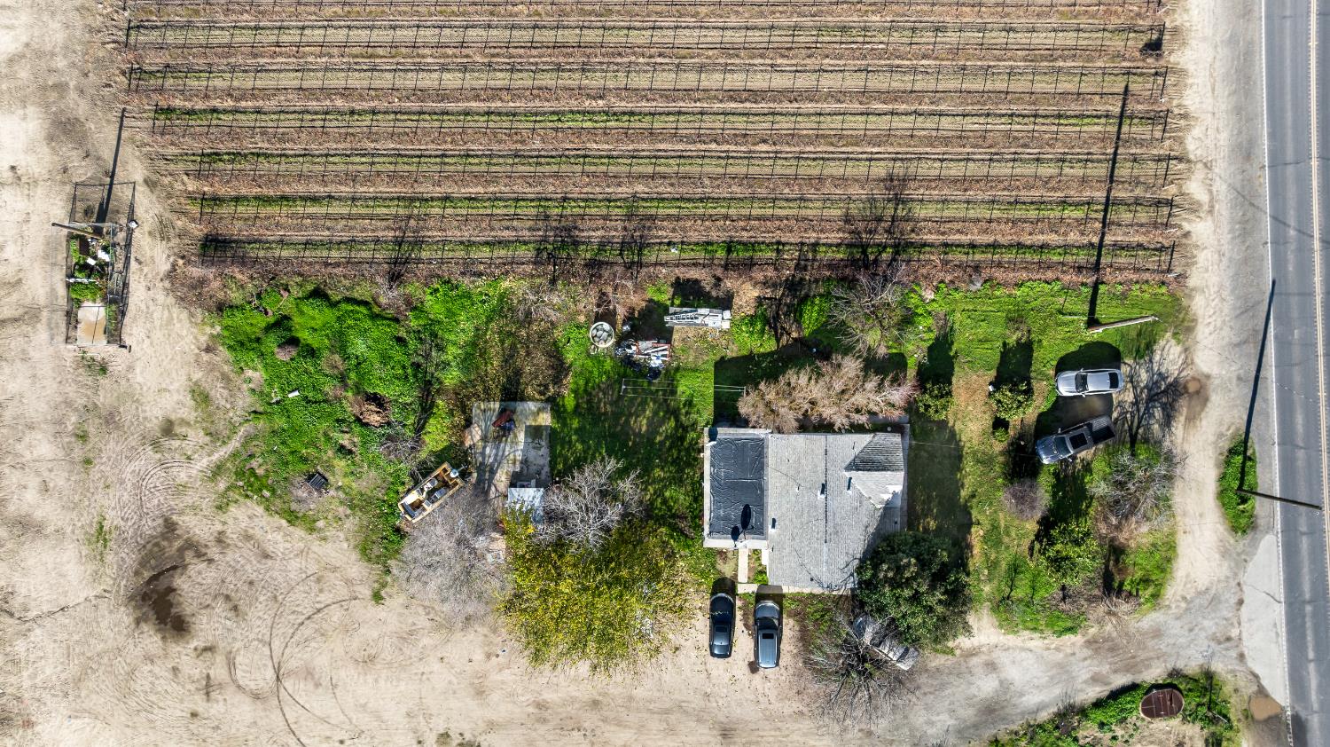 11385 South Union Road Manteca, CA 95336 - Photo 10 of 15 a view of a garden
