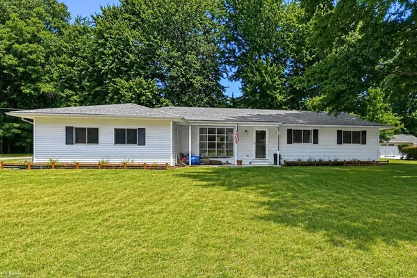 $215,000 | 4141 Triwood Road, Bridgeport, MI 48722