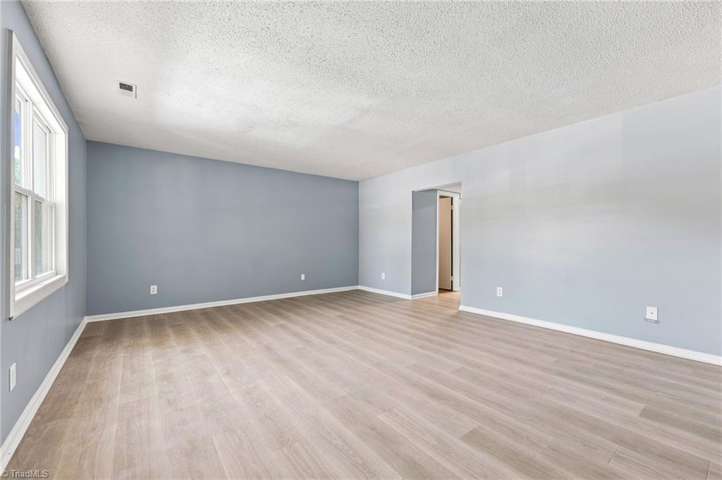 5741 Bramblegate Road, Unit M Greensboro, NC 27409 - Photo 4 of 34 Gallery Image 4