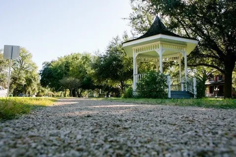 $664,900 | 1819 Studewood Street, Houston, TX 77008