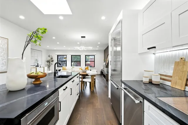 $2,498,000 | 651 41st Avenue, San Francisco, CA 94121