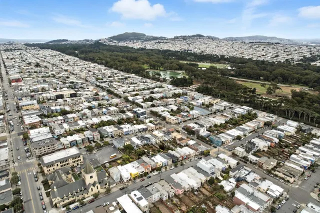 $2,498,000 | 651 41st Avenue, San Francisco, CA 94121