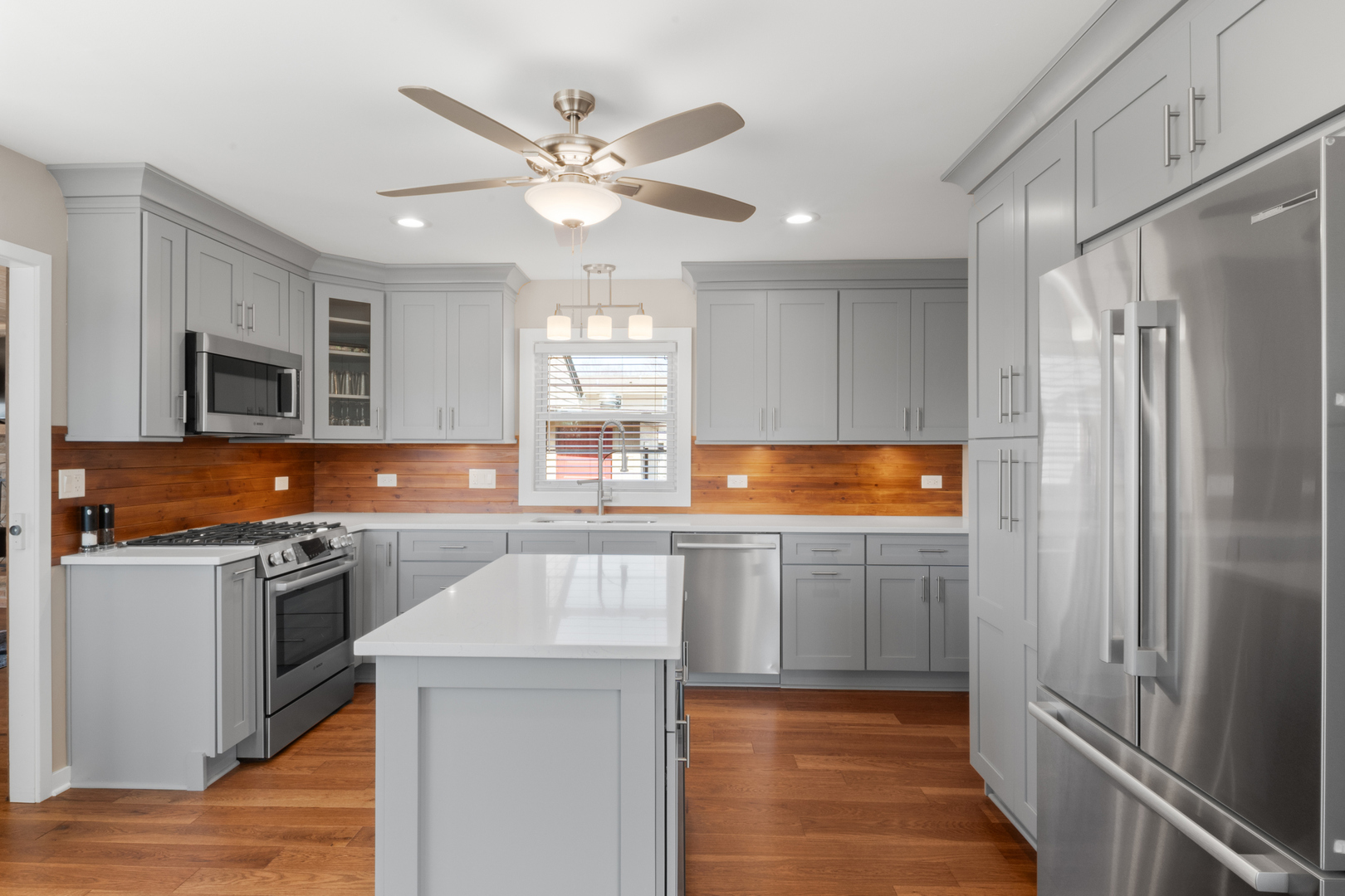 1515 Prairie Street Aurora, IL 60506 - Photo 10 of 28