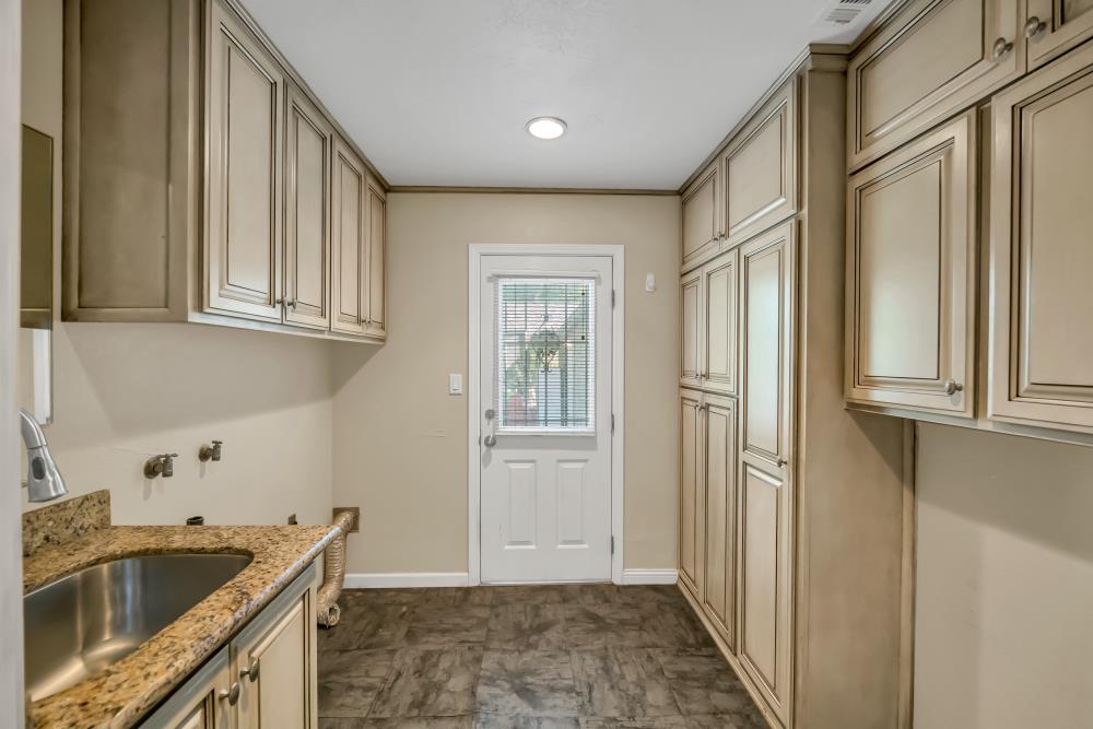 11781 Arno Road Wilton, CA 95693 - Photo 20 of 76