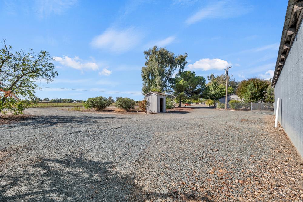 11781 Arno Road Wilton, CA 95693 - Photo 35 of 76