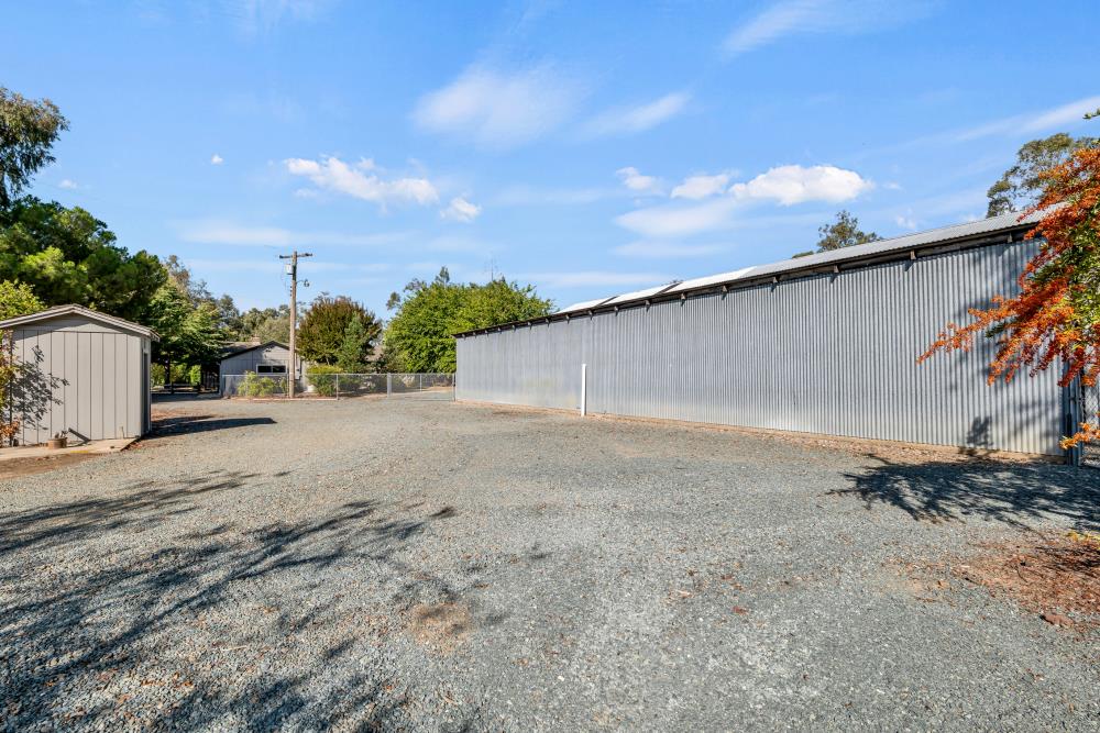 11781 Arno Road Wilton, CA 95693 - Photo 36 of 76