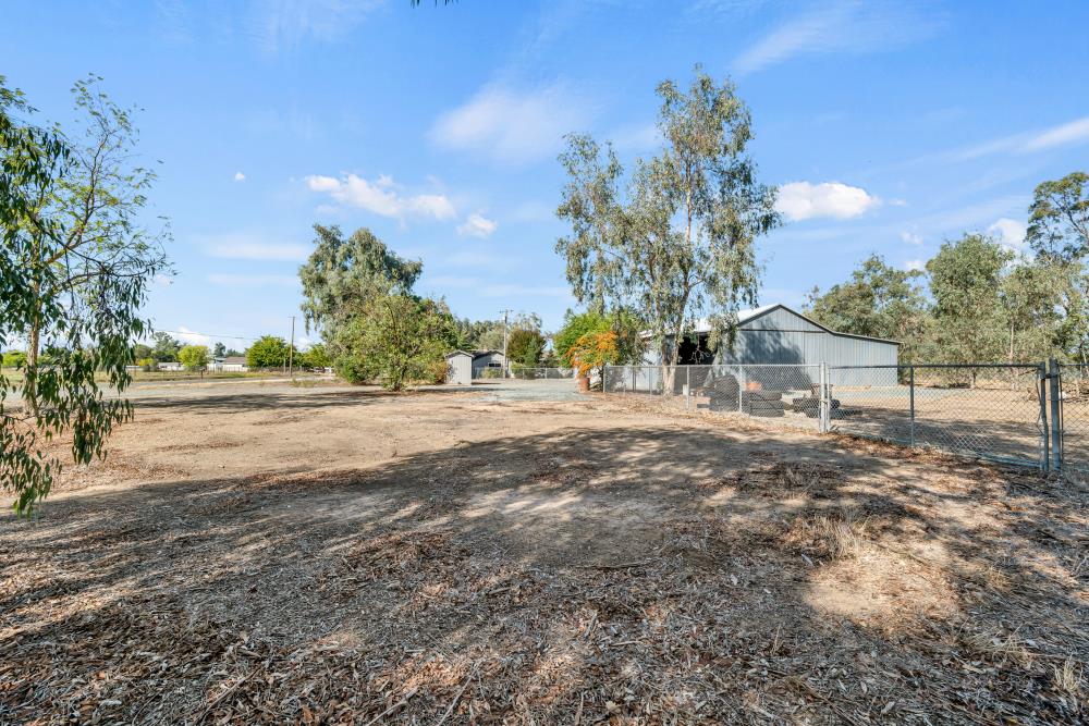 11781 Arno Road Wilton, CA 95693 - Photo 37 of 76