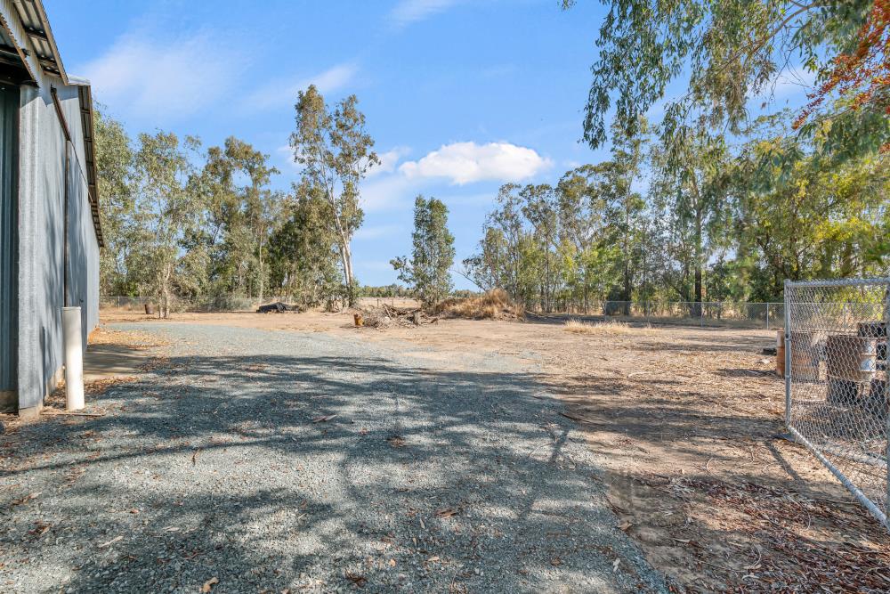 11781 Arno Road Wilton, CA 95693 - Photo 40 of 76