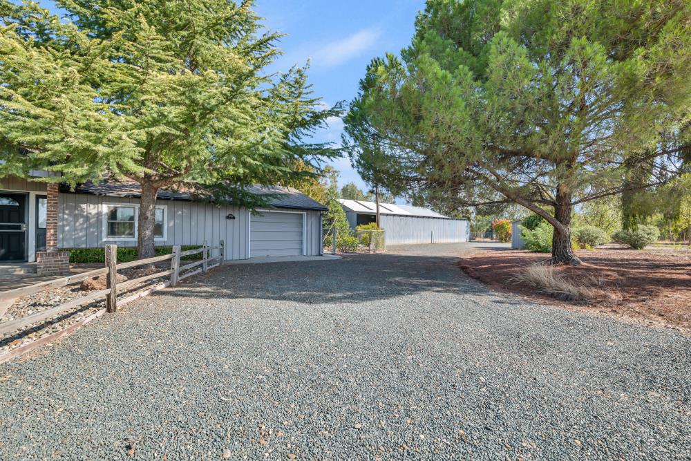 11781 Arno Road Wilton, CA 95693 - Photo 4 of 76