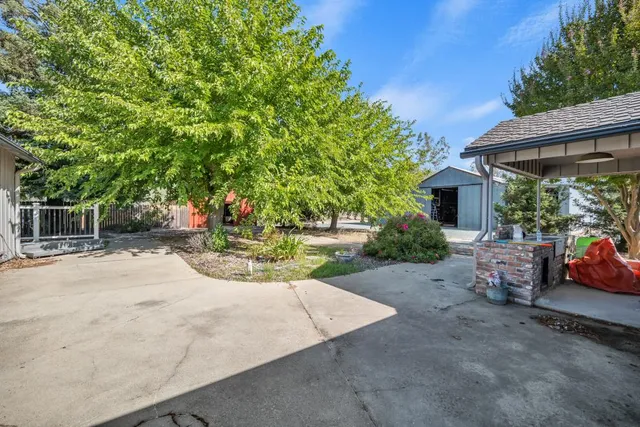 $889,950 | 11781 Arno Road, Wilton, CA 95693