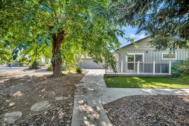 $889,950 | 11781 Arno Road, Wilton, CA 95693