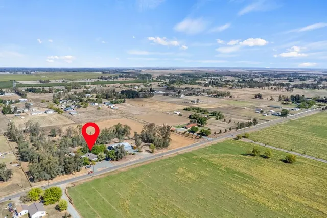 $889,950 | 11781 Arno Road, Wilton, CA 95693