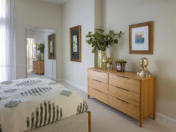 $4,700 | 2450 Presidential Way, Unit PH7, West Palm Beach, FL 33401