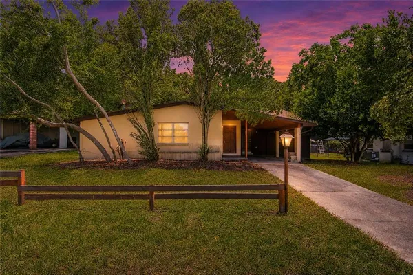 $300,000 | 461 Sheldon Place, Clermont, FL 34711