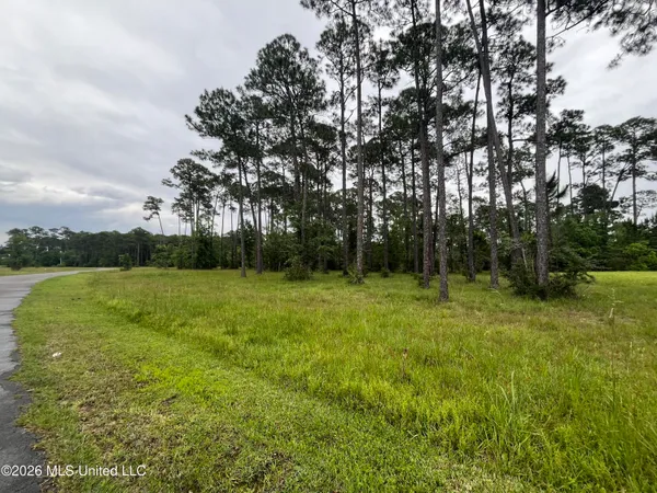 $35,000 | 14142 Lorraine Road, Biloxi, MS 39532