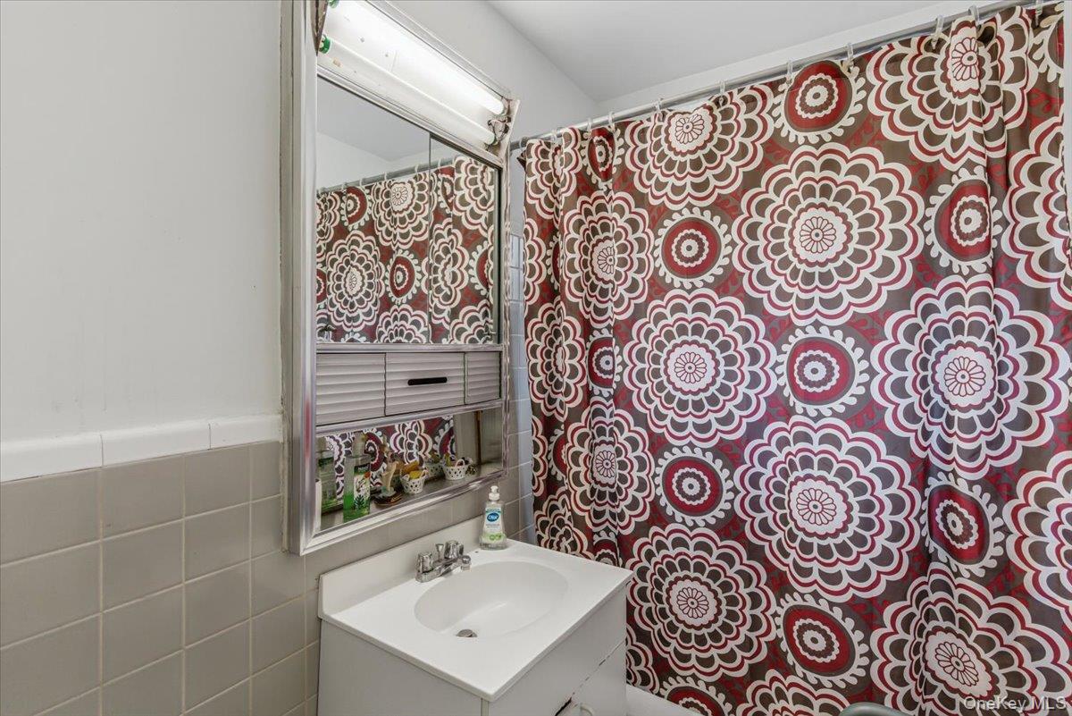 99-10 60th Avenue, Unit 2B Queens, NY 11368 - Photo 9 of 18