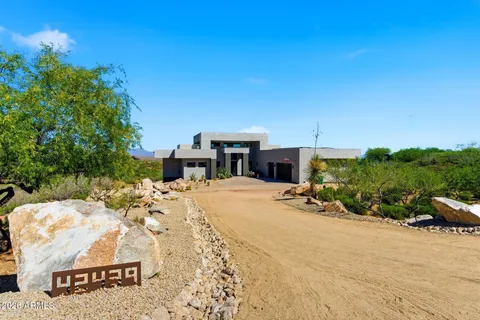 $1,899,900 | 42439 North Deer Trail Road, Scottsdale, AZ 85262
