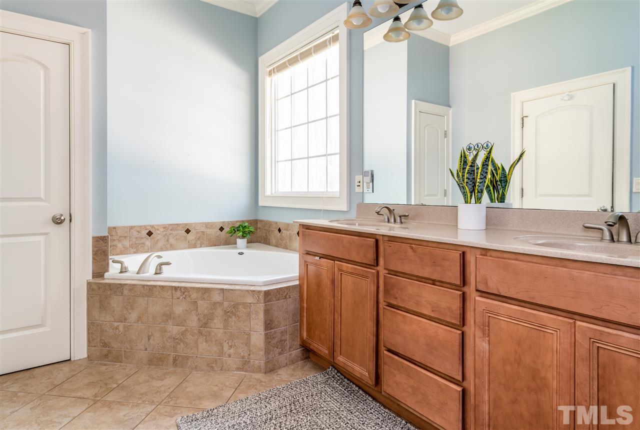 6710 Blalock Road Bahama, NC 27503 - Photo 11 of 30 Gallery Image 11