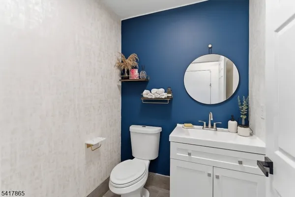 $579,000 | 17 Edith Drive, Somerset, NJ 08873