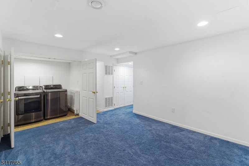 17 Edith Drive Somerset, NJ 08873 - Photo 24 of 29