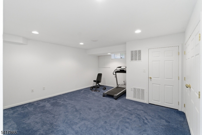 17 Edith Drive Somerset, NJ 08873 - Photo 27 of 29