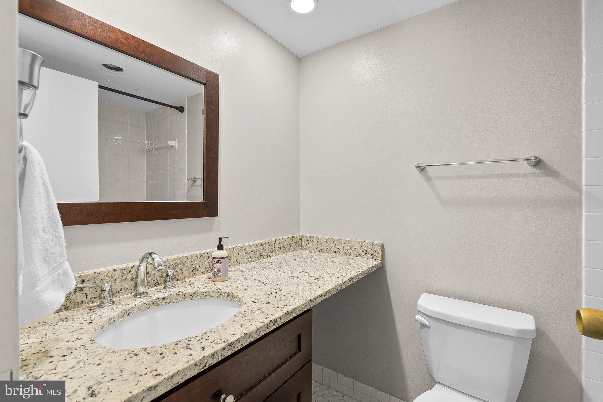 2501 Calvert Street Northwest, Unit 409 Washington, DC 20008 - Photo 7 of 18 Gallery Image 7