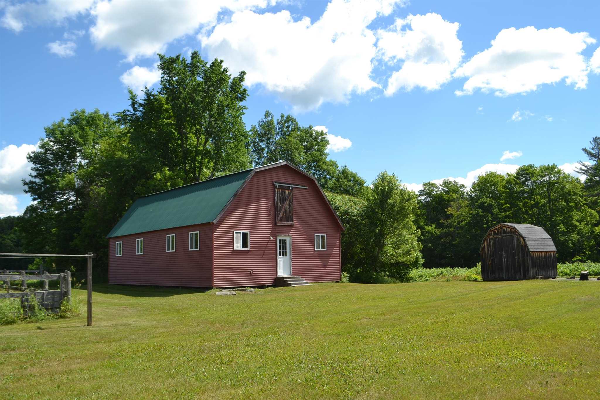 81 Colby Road Berlin, VT 05602 - Photo 2 of 20
