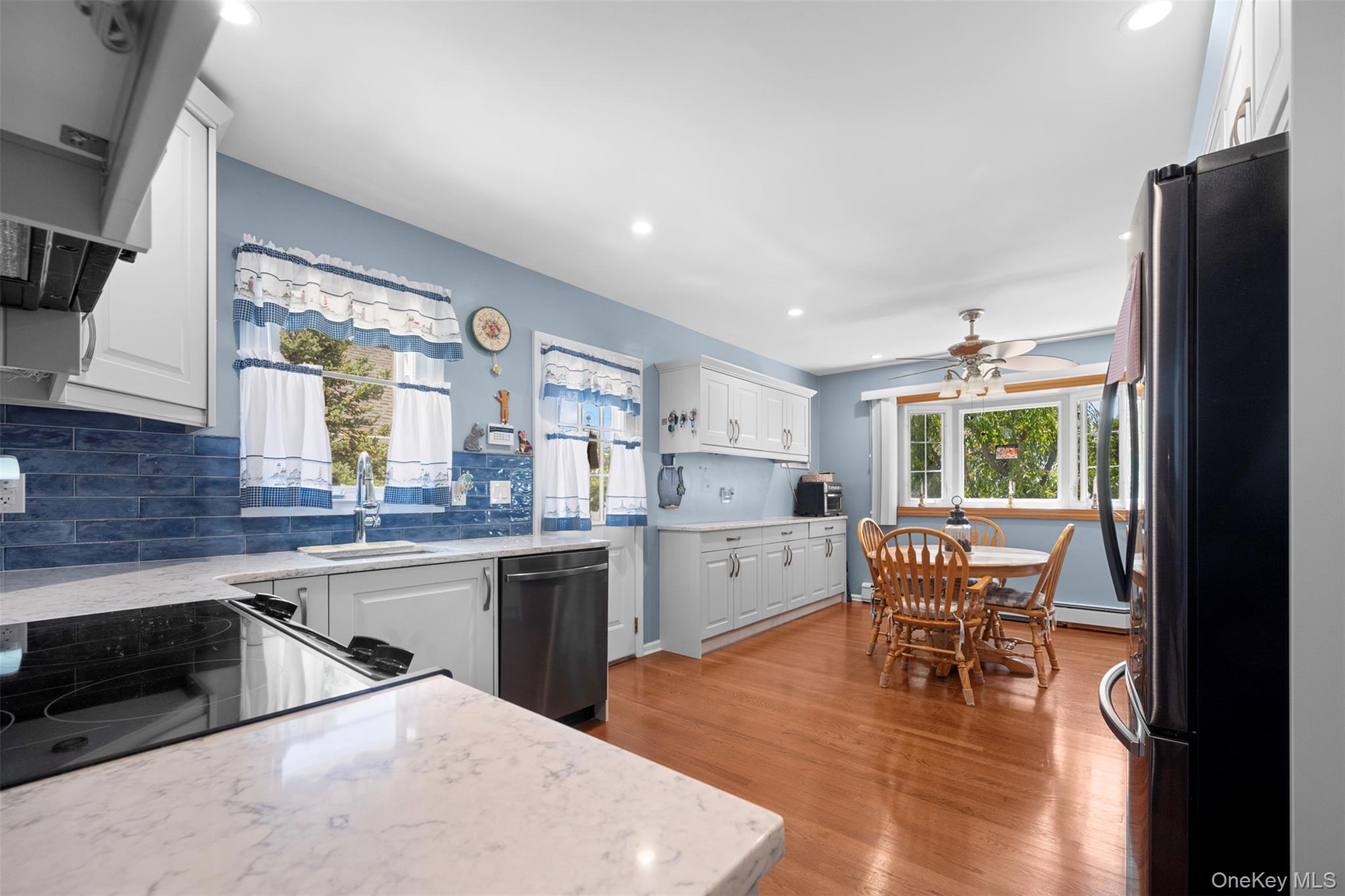 2389 Lindy Road Westbury, NY 11590 - Photo 13 of 41