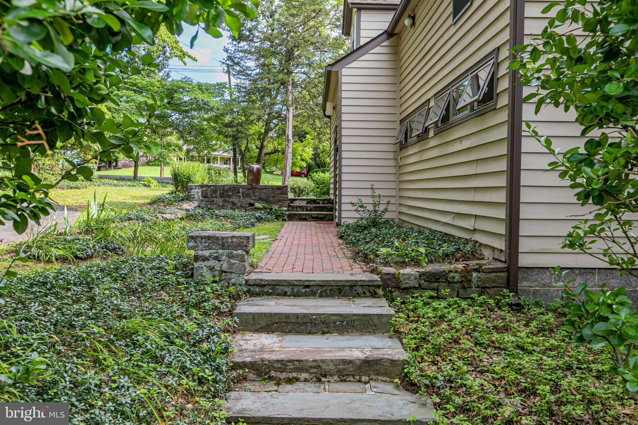 6615 Chapel Road New Hope, PA 18938 - Photo 3 of 37 Gallery Image 3