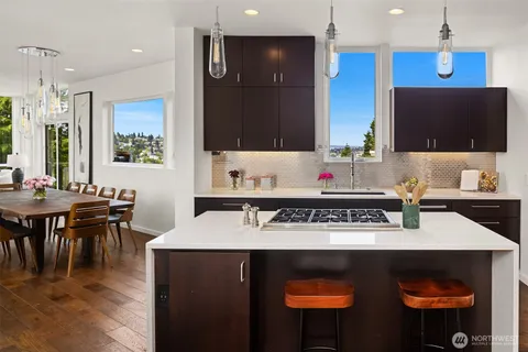 $2,695,000 | 2560 12th Avenue West, Seattle, WA 98119