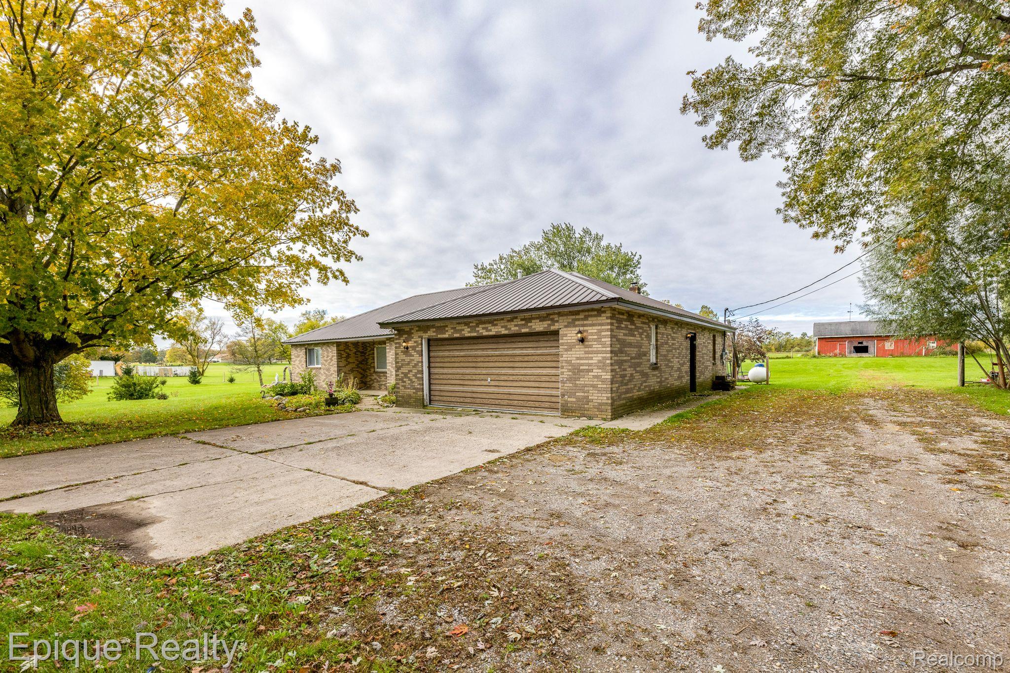 7333 Wildcat Road Jeddo, MI 48032 - Photo 4 of 52 Gallery Image 4