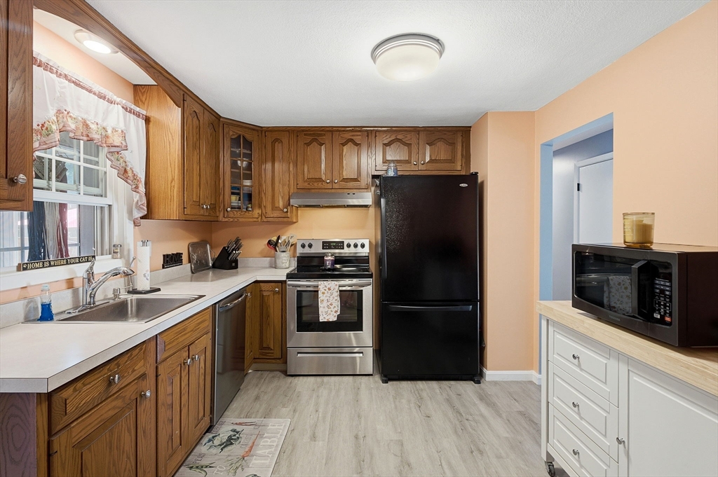 24 Old Stage Road Chelmsford, MA 01824 - Photo 15 of 27