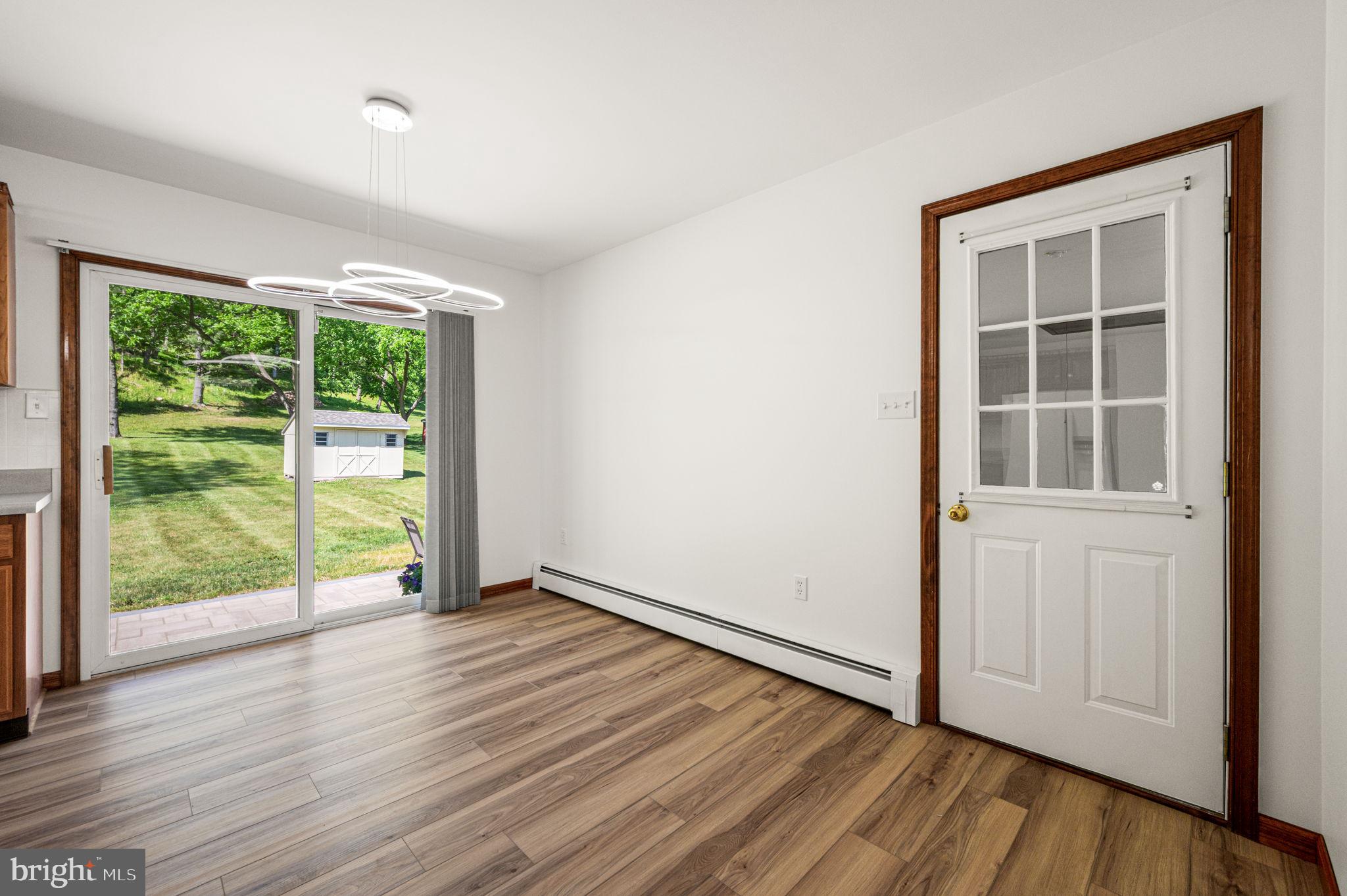 451 Township Line Road Bechtelsville, PA 19505 - Photo 15 of 33 Dining Area