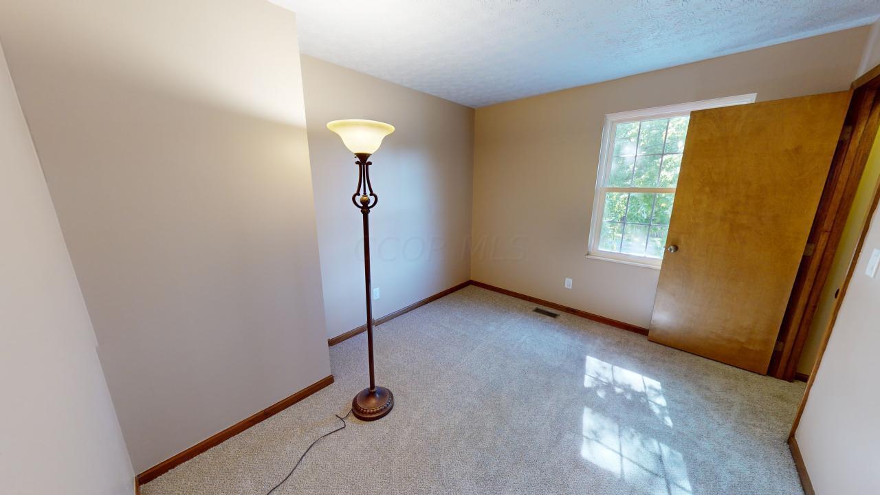2844 Frazell Road Hilliard, OH 43026 - Photo 11 of 37 R1 (11)