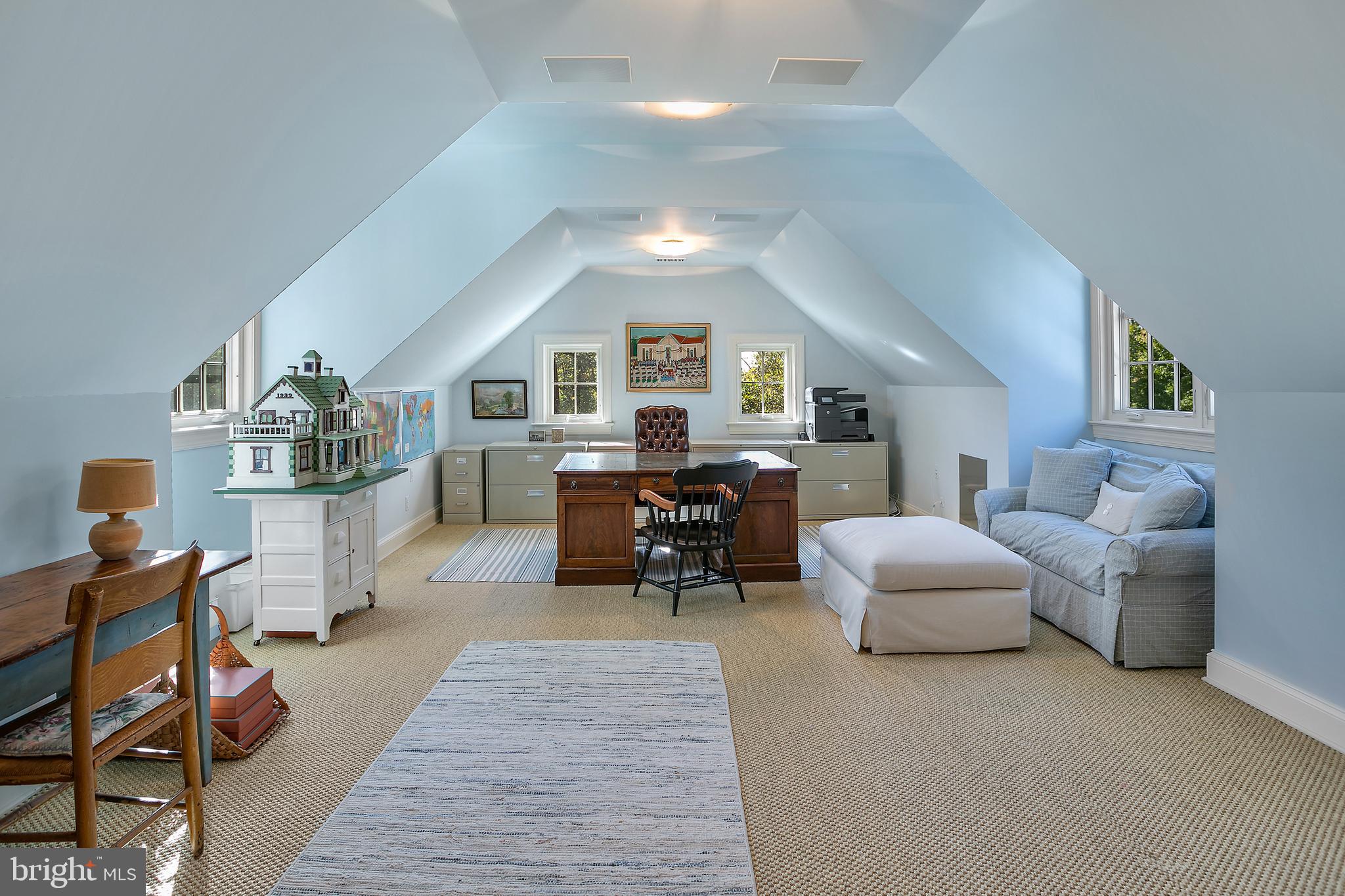 2824 Chain Bridge Road Northwest Washington, DC 20016 - Photo 24 of 44 Gallery Image 24
