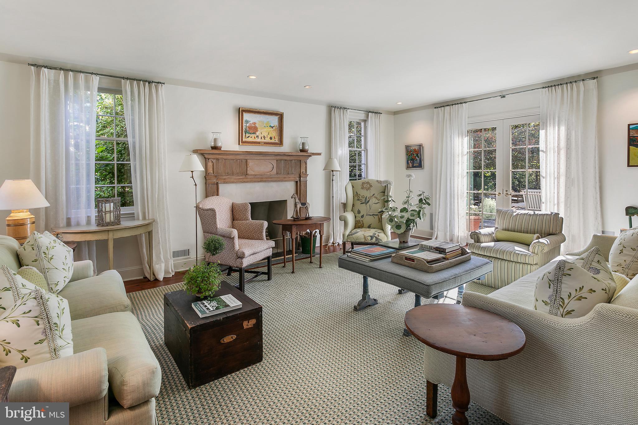 2824 Chain Bridge Road Northwest Washington, DC 20016 - Photo 7 of 44 Gallery Image 7
