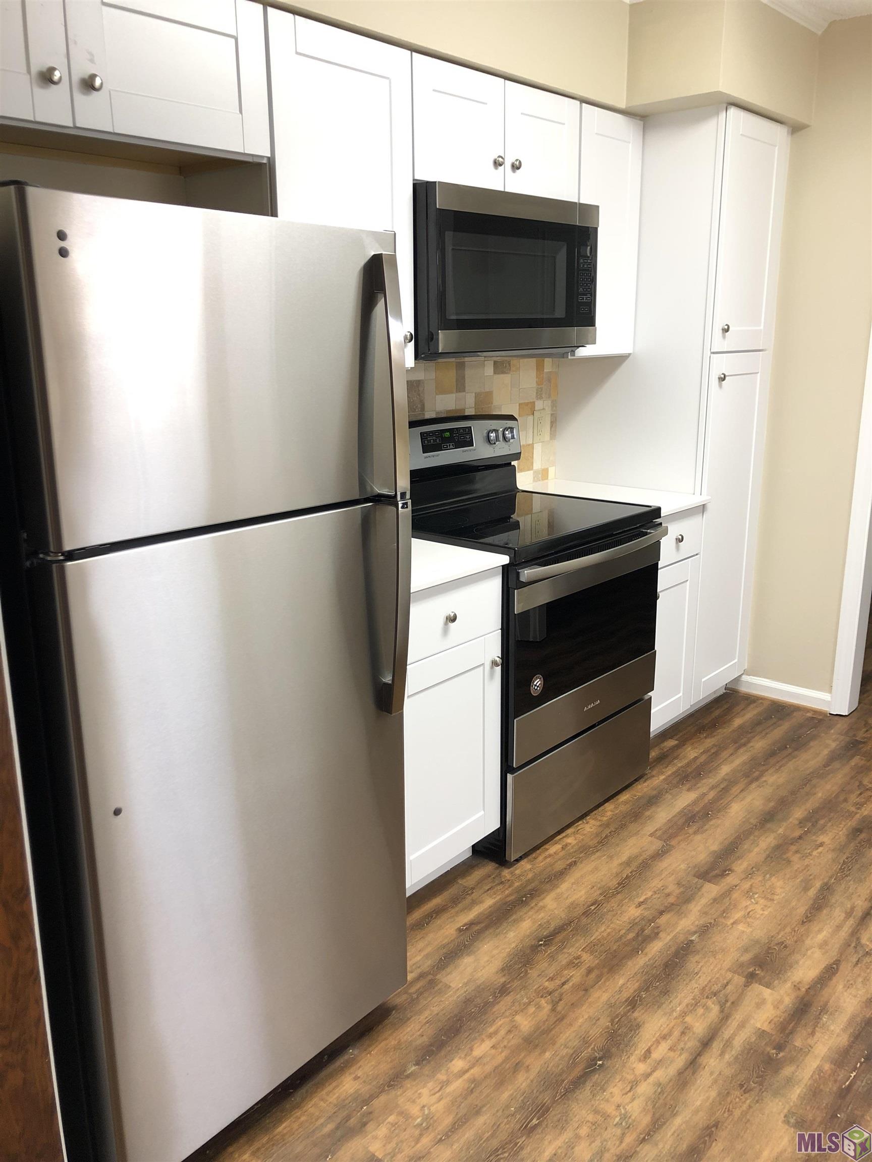 1869 Stonegate Court Baton Rouge, LA 70815 - Photo 10 of 20 Gallery Image 10