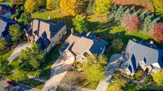 $889,900 | 2441 Bird Lane, Batavia, IL 60510