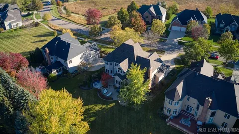 $925,000 | 2441 Bird Lane, Batavia, IL 60510