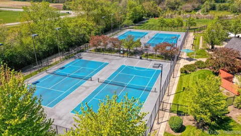 $925,000 | 2441 Bird Lane, Batavia, IL 60510