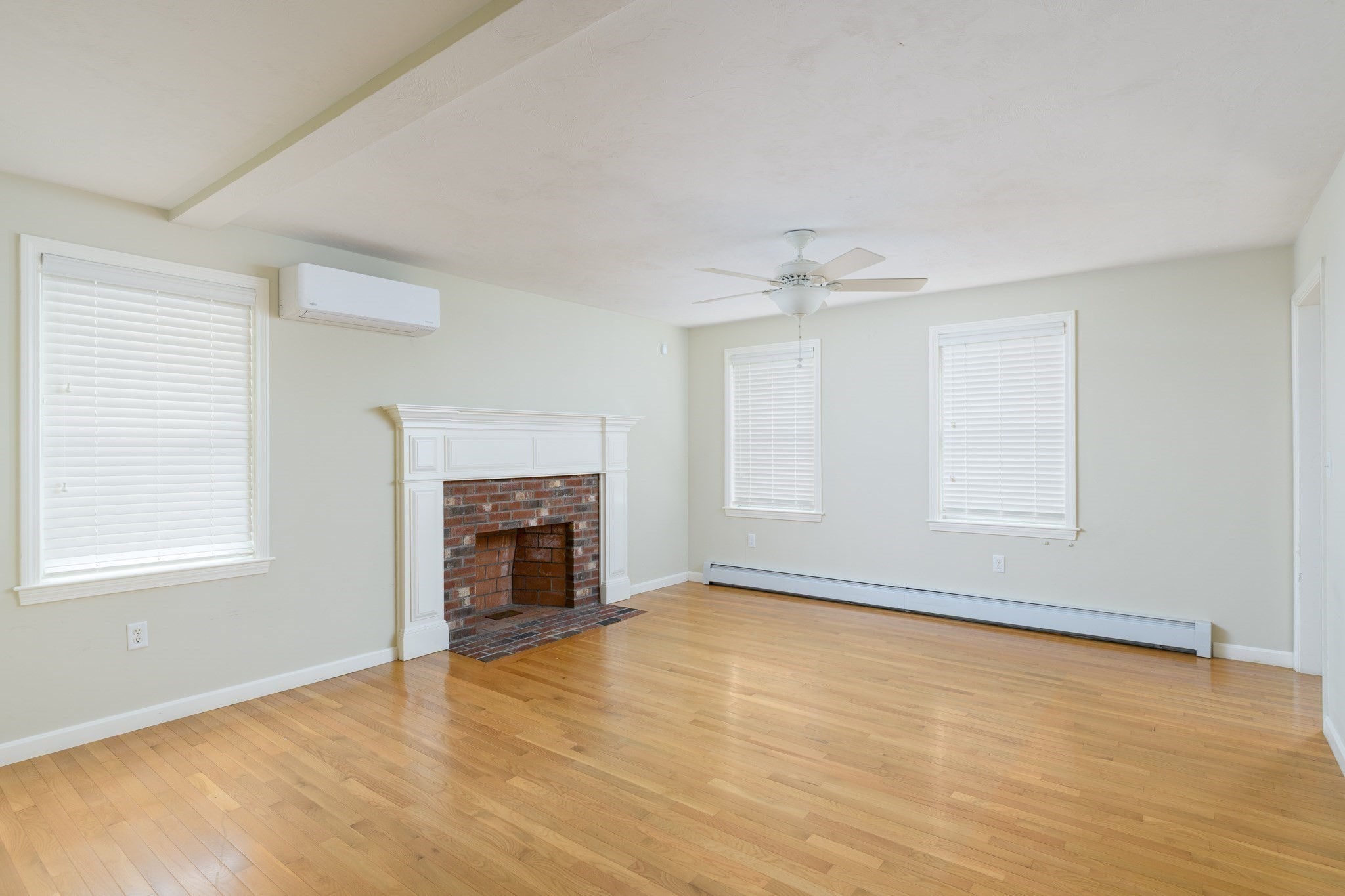 249 Pleasantdale Road Rutland, MA 01543 - Photo 7 of 29 Gallery Image 7