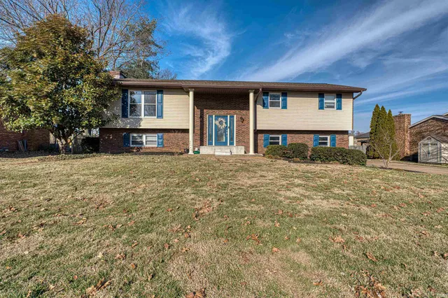 $289,900 | 8344 North Birch Drive, Newburgh, IN 47630