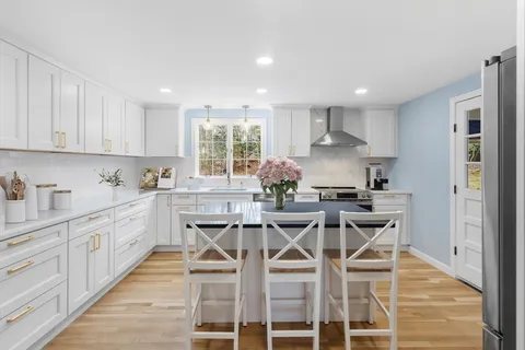 $1,849,999 | 94 Johnson Road, Winchester, MA 01890