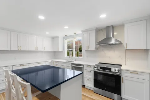 $1,899,999 | 94 Johnson Road, Winchester, MA 01890