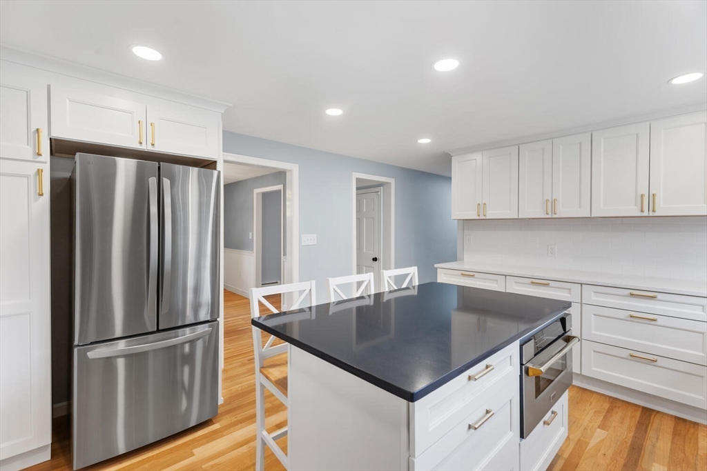 94 Johnson Road Winchester, MA 01890 - Photo 15 of 42