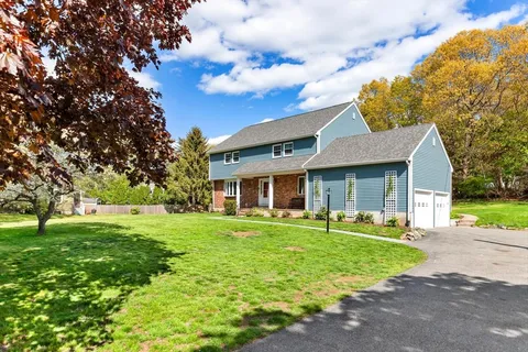 $1,849,999 | 94 Johnson Road, Winchester, MA 01890